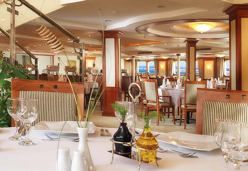 Movenpick-Royal -Lotus -Nile -Cruise-Egypt (4)